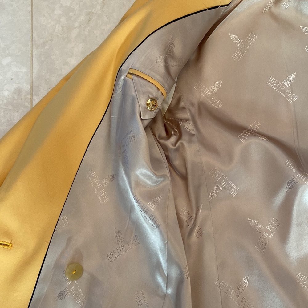 Women Jacket - Picture 9 of 15